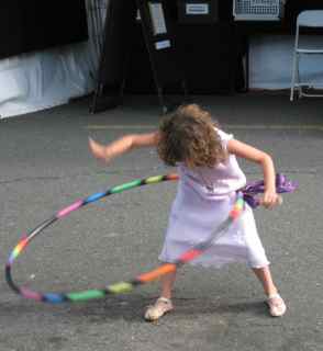 Tiburon Art Festival- Tara Mini with Hula Hoop 2